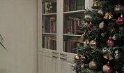 Шкафы и письменный стол на  Октябрьской Набережной